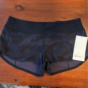 SOLD NWT Lululemon Speed Up Shorts 2.5 inches Low Rise - Size 8